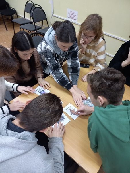 Квиз-игры «Часы пробили 13-й раз»