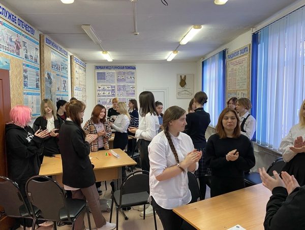 Профориентационное занятие «Россия здоровая: узнаю о профессиях и достижениях страны в области медицины и здравоохранения»