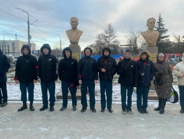 Митинг «Помним своих Героев»