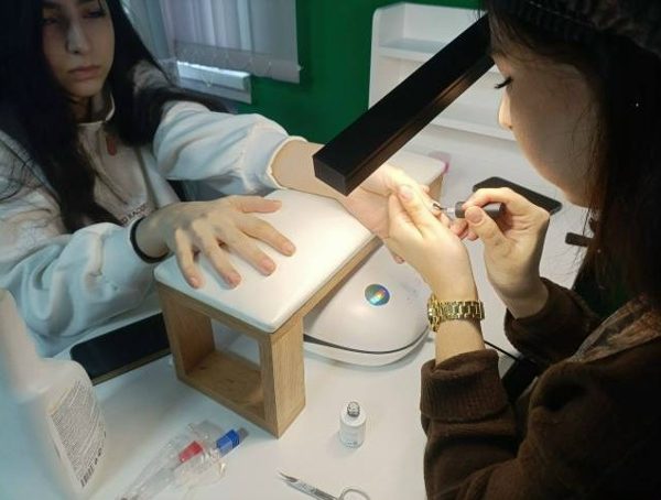 Уроки технологии по профессии Мастер маникюра