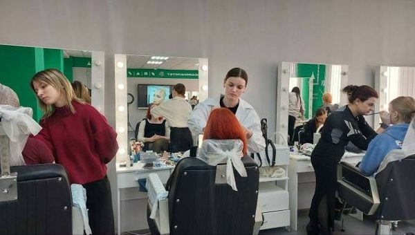 Мастер-класс «Сценический макияж»