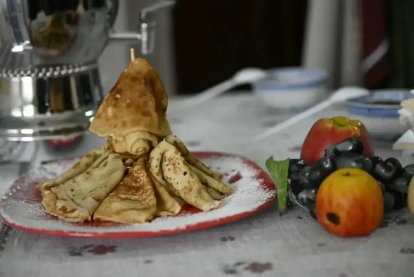 🥞 Как мы Масленицу встречали: блины, песни и загадки! 🥞