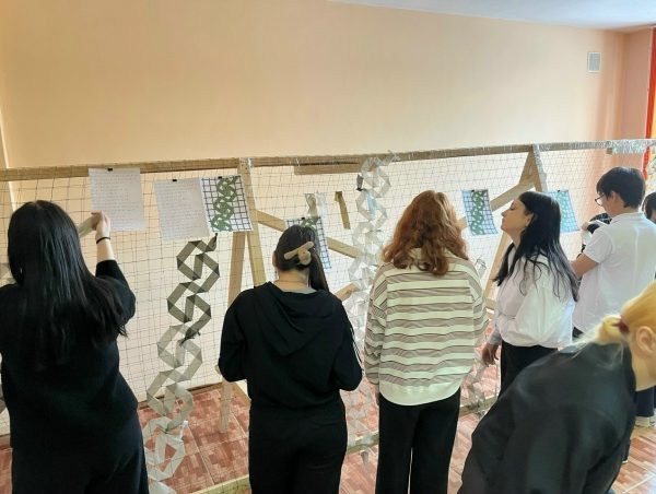 Штаб по плетению маскировочных сетей